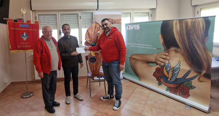 estrazione ouovo di Pasqua. Avis per il sociale