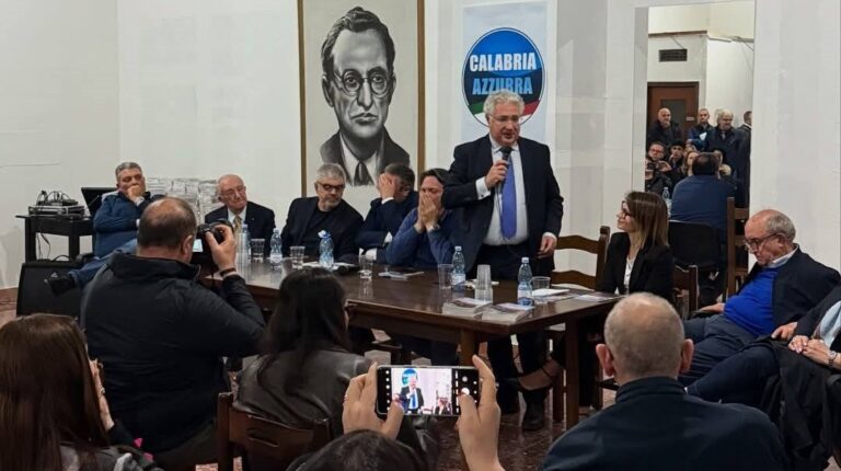 foto - presentazione 2025