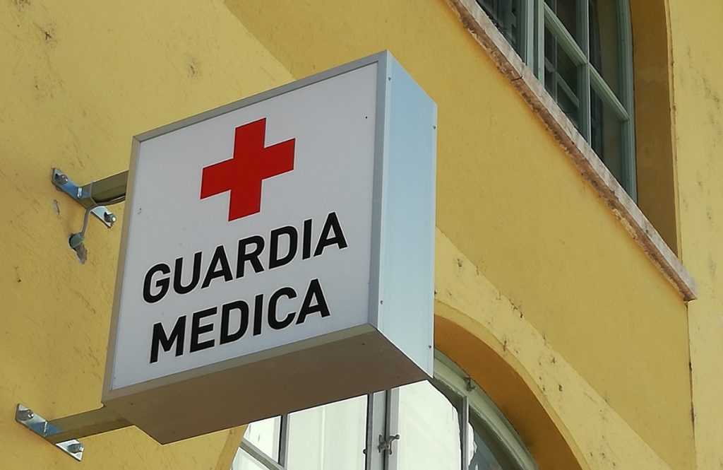 GUARDIA-MEDICA