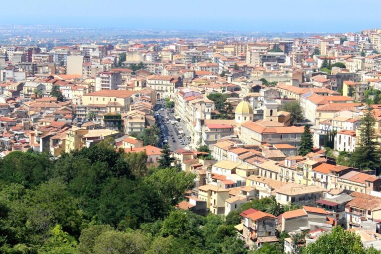 Lamezia-Terme-Italien-1536x1024