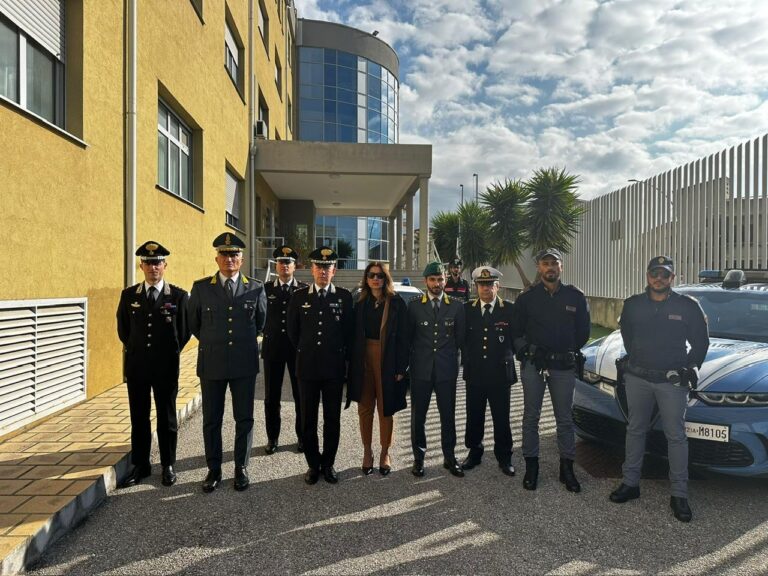 f92468f9-e62e-4313-8f16-62c54fce8e94