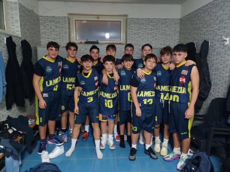 Foto Gruppo_U15 Sideco Basketball Lamezia