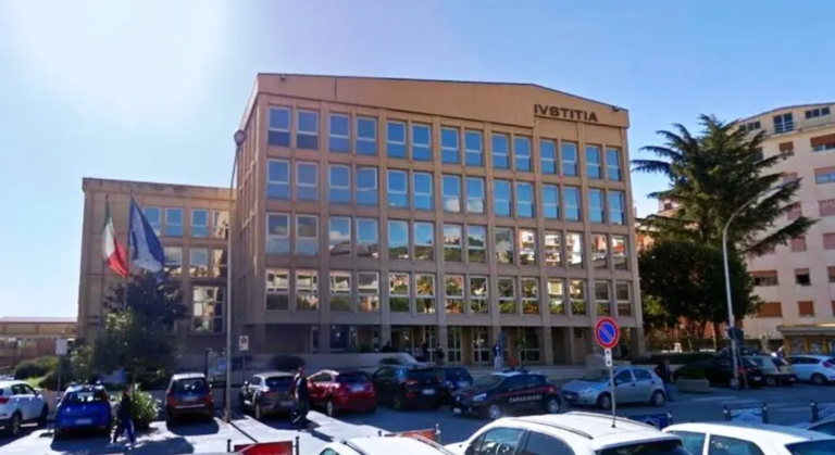 TRIBUNALE LAMEZIA....