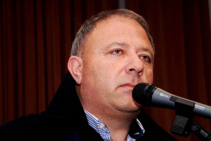 Michele-Albanese-696x464