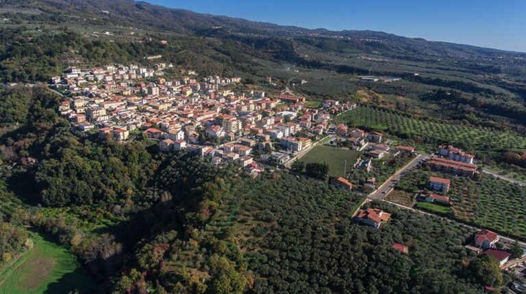 pianopoli immagine dall'alto