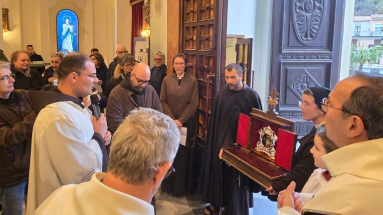 Accoglienza reliquia San Francesco