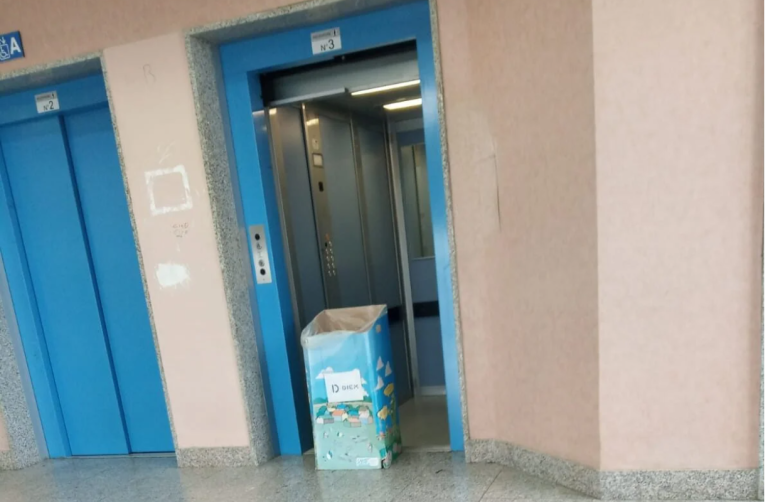 ascensore ospedale LAMEZIA