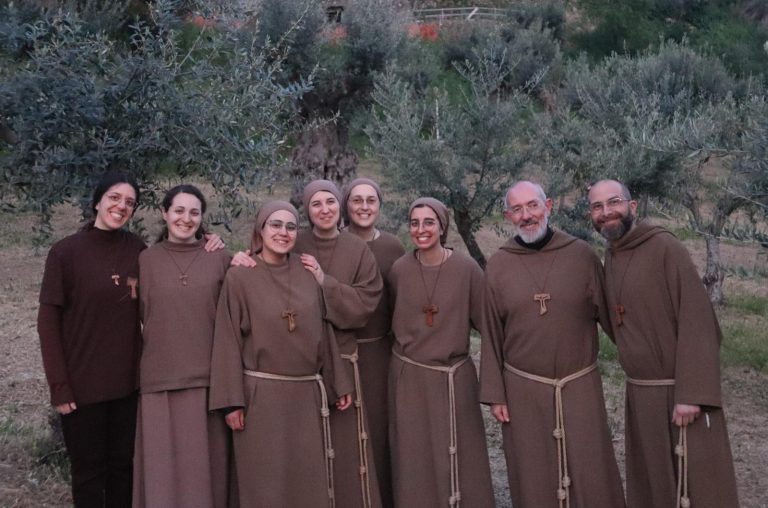 150ada92-94fb-4fd7-ac82-2efa8b874a23