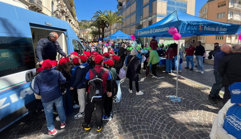 Lameaia Polizia festa1