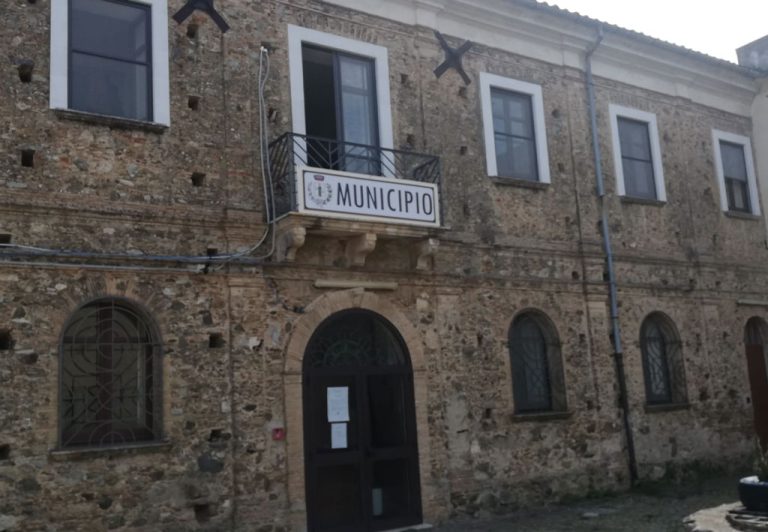COMUNE-DI-MAIDA-municipio_a33f7_52c92_bbfc3_0d6da_77813_789f9