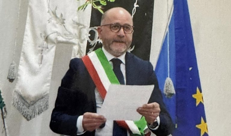 Davide Esposito-Platania-sindaco