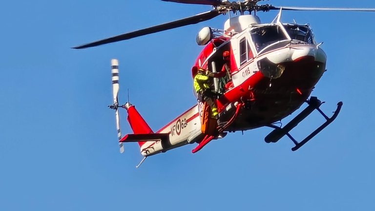 immagine vigili del fuoco- elicottero