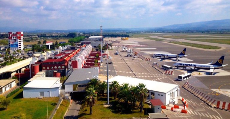 aeroporto-lamezia-terme-1536x1152