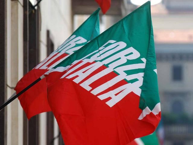bandiere-forza-italia