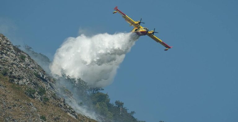 canadair azione