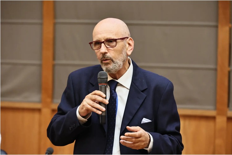 Prof. pasquale Mastroroberto