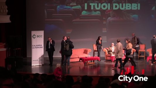 Gregorio Ferrari, presidente BCC Calabria Ulteriore - Educazione finanziaria e legalità-73