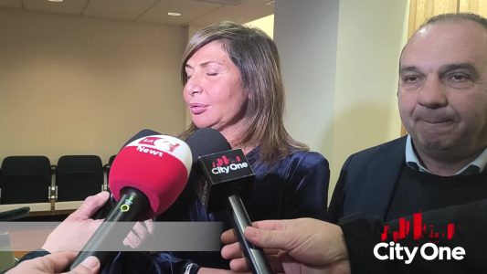 Simona Loizzo e Giampaolo Bevilacqua presentano la riforma sul reclutamento PA regionale-67