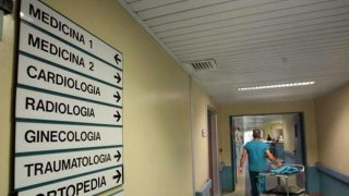 6124351_1500_corsia_ospedale