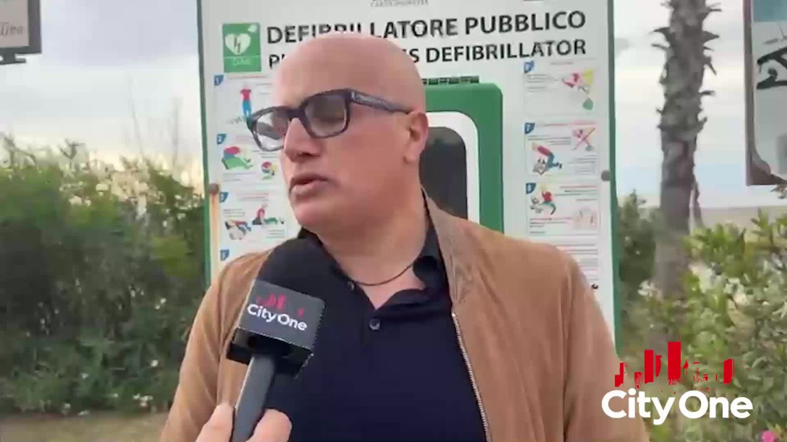 Ripristinato il defibrillatore sul lungomare di Lamezia - Dott. Giuseppe Colangelo-82