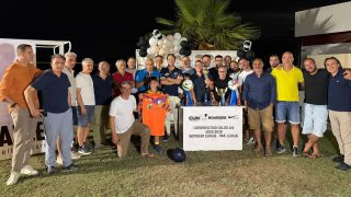 Foto di gruppo con i vincitori
