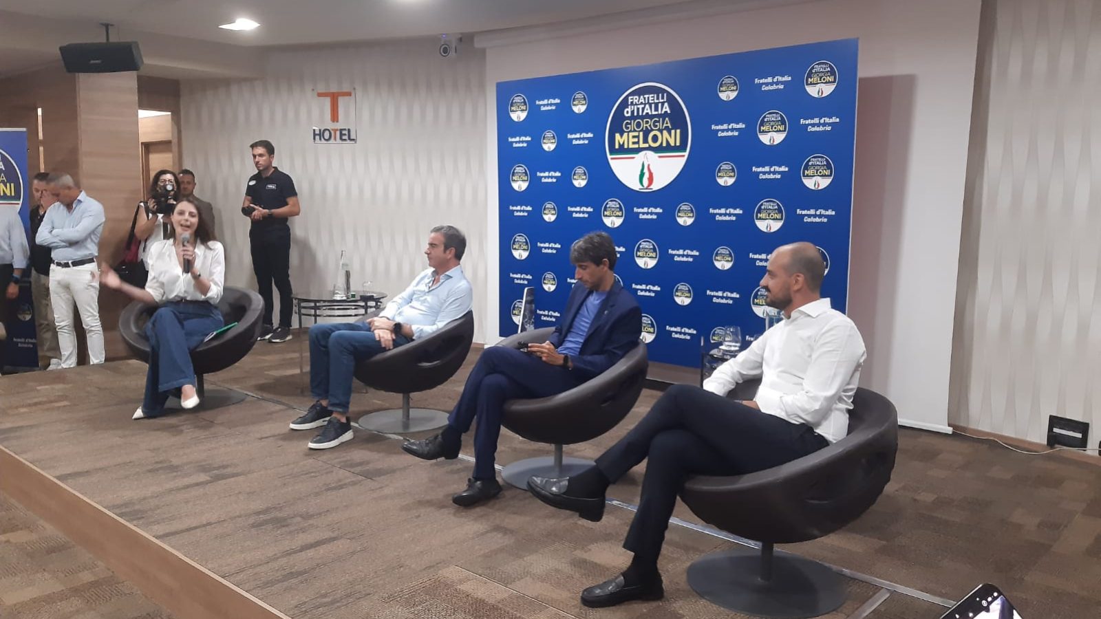 Foto presentazione liste Fratelli d'Italia