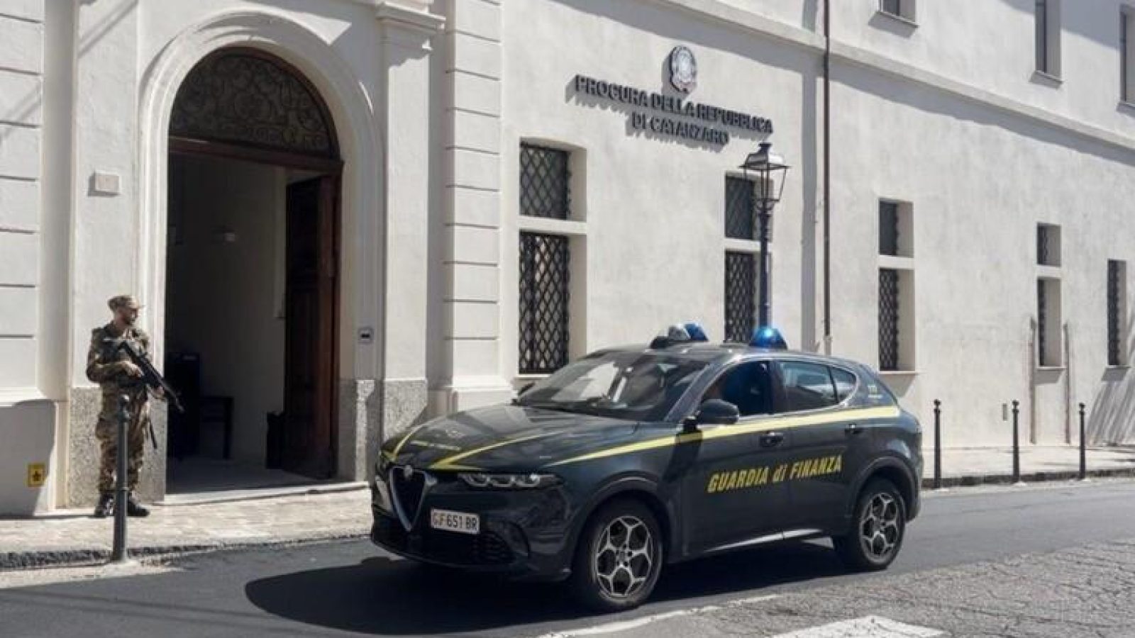 Guardia della finanza+ procura