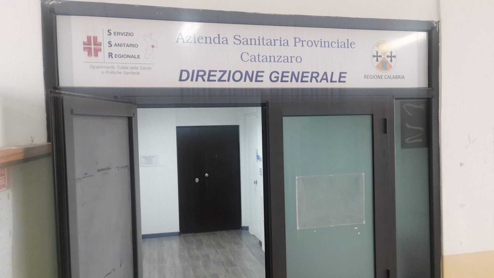 Ingresso-Direzione-ASP-CZ-02