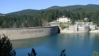Lago Cecita-Mucone-Sila