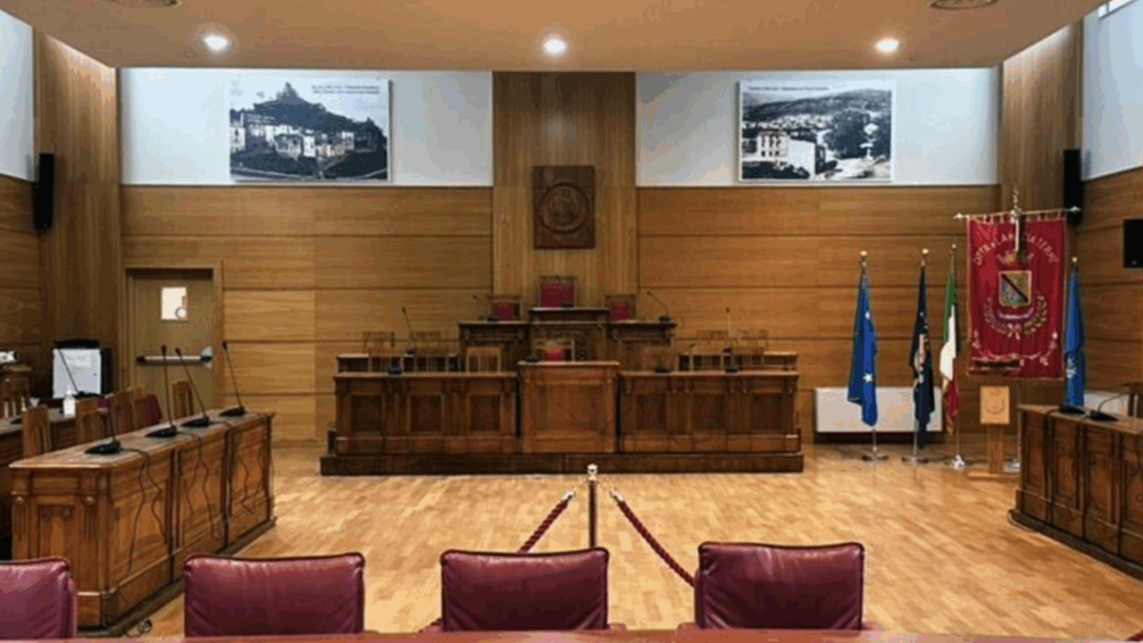 Lamezia-aula-Consiglio-comunale-2048x823