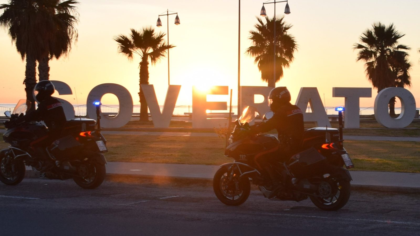 Soverato motociclisti ducati scritta alba