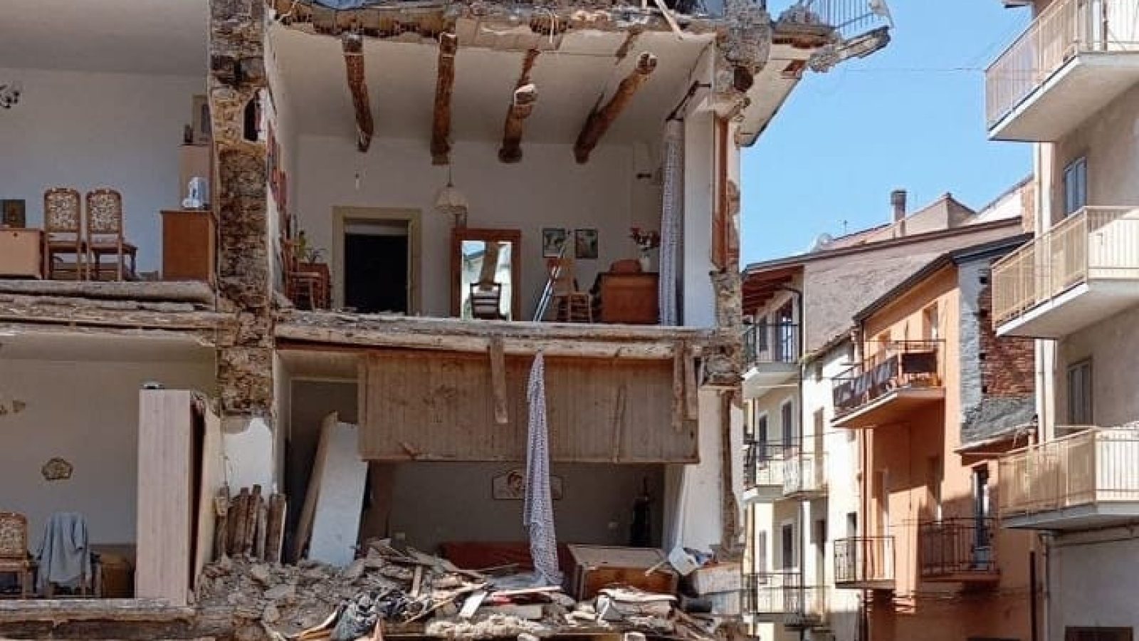 WhatsApp Image 2025-09-02 at 13.41.51