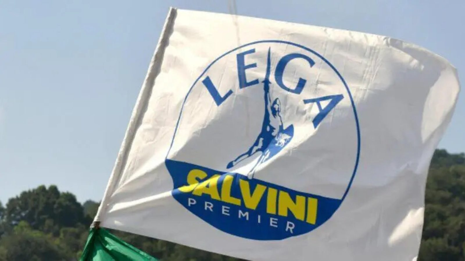 bandiera_lega_salvini_premier