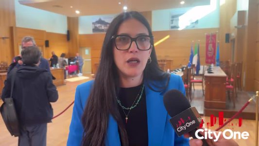 La Consigliera comunale Lidia Vescio del PD, ai nostri microfoni su: accessi aeroportuali, lavoratori TIS, voto degli elettori fuori sede -57