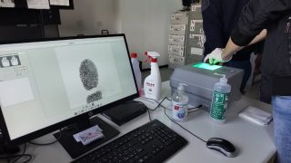 foto impronte digitali (1)