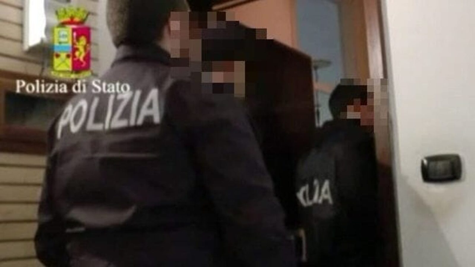 perquisizione_abitazione_polizia-675x350_censored