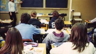 studenti in classe generica