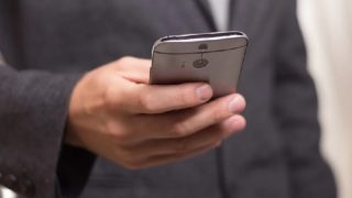 telefono-cellulare-678x381